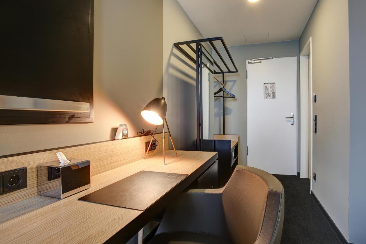 บูทิก 102 ดอร์มุนด์ซิตี้ Hotel ดอร์ทมุนด์ ภายนอก รูปภาพ
