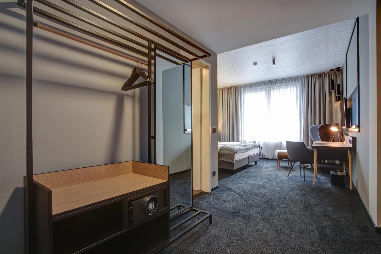 บูทิก 102 ดอร์มุนด์ซิตี้ Hotel ดอร์ทมุนด์ ภายนอก รูปภาพ