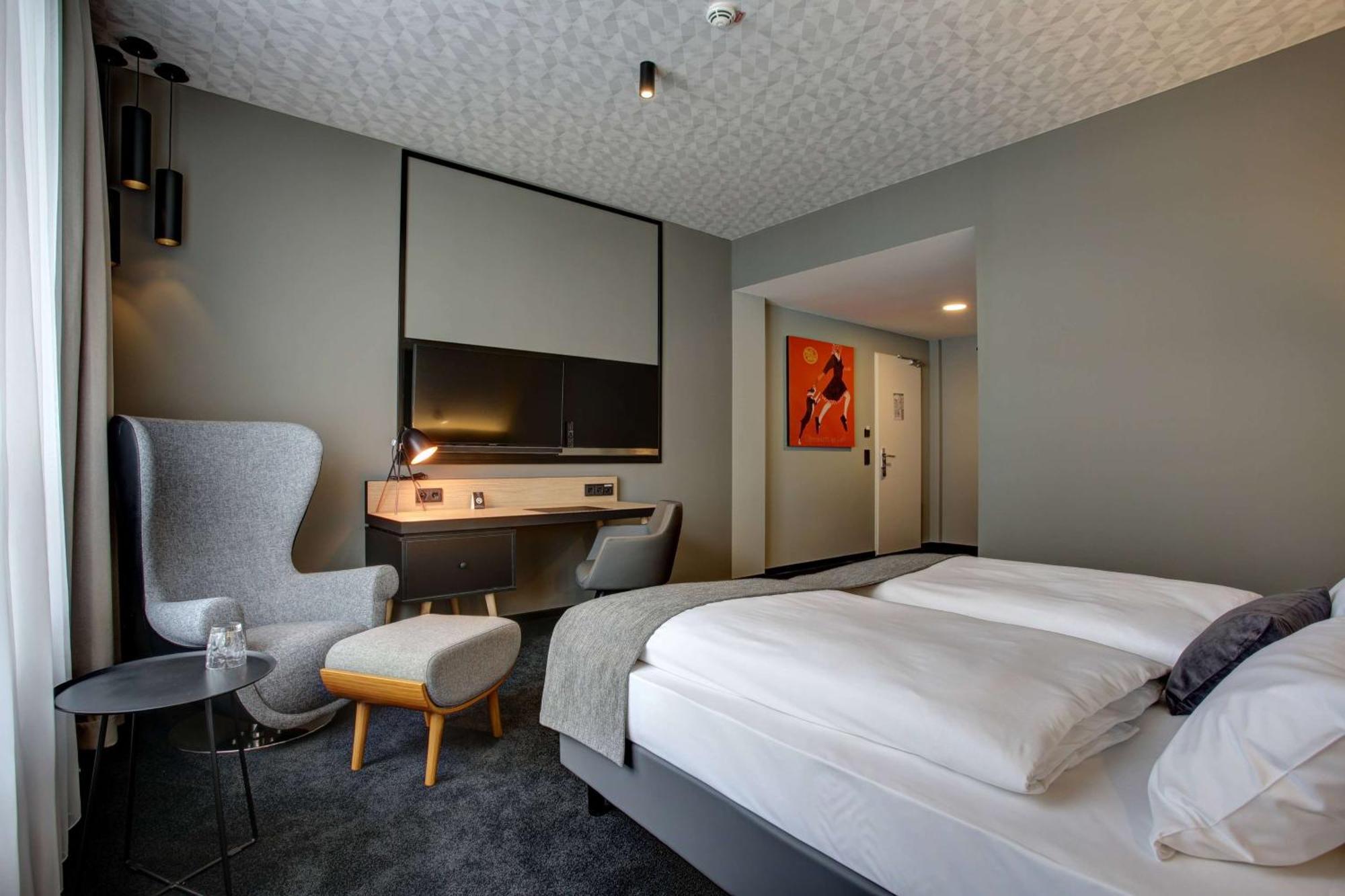 บูทิก 102 ดอร์มุนด์ซิตี้ Hotel ดอร์ทมุนด์ ภายนอก รูปภาพ