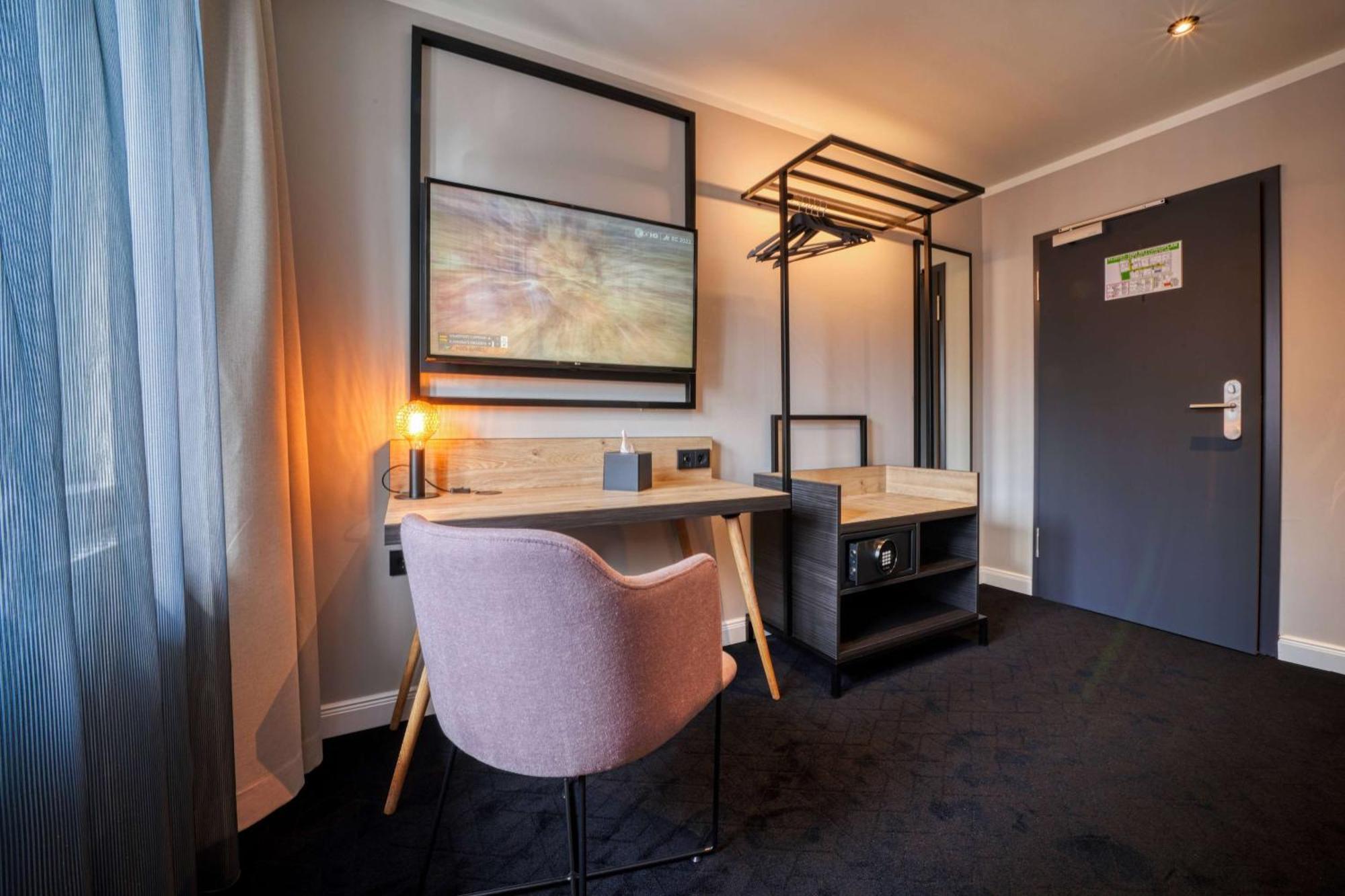 บูทิก 102 ดอร์มุนด์ซิตี้ Hotel ดอร์ทมุนด์ ภายนอก รูปภาพ