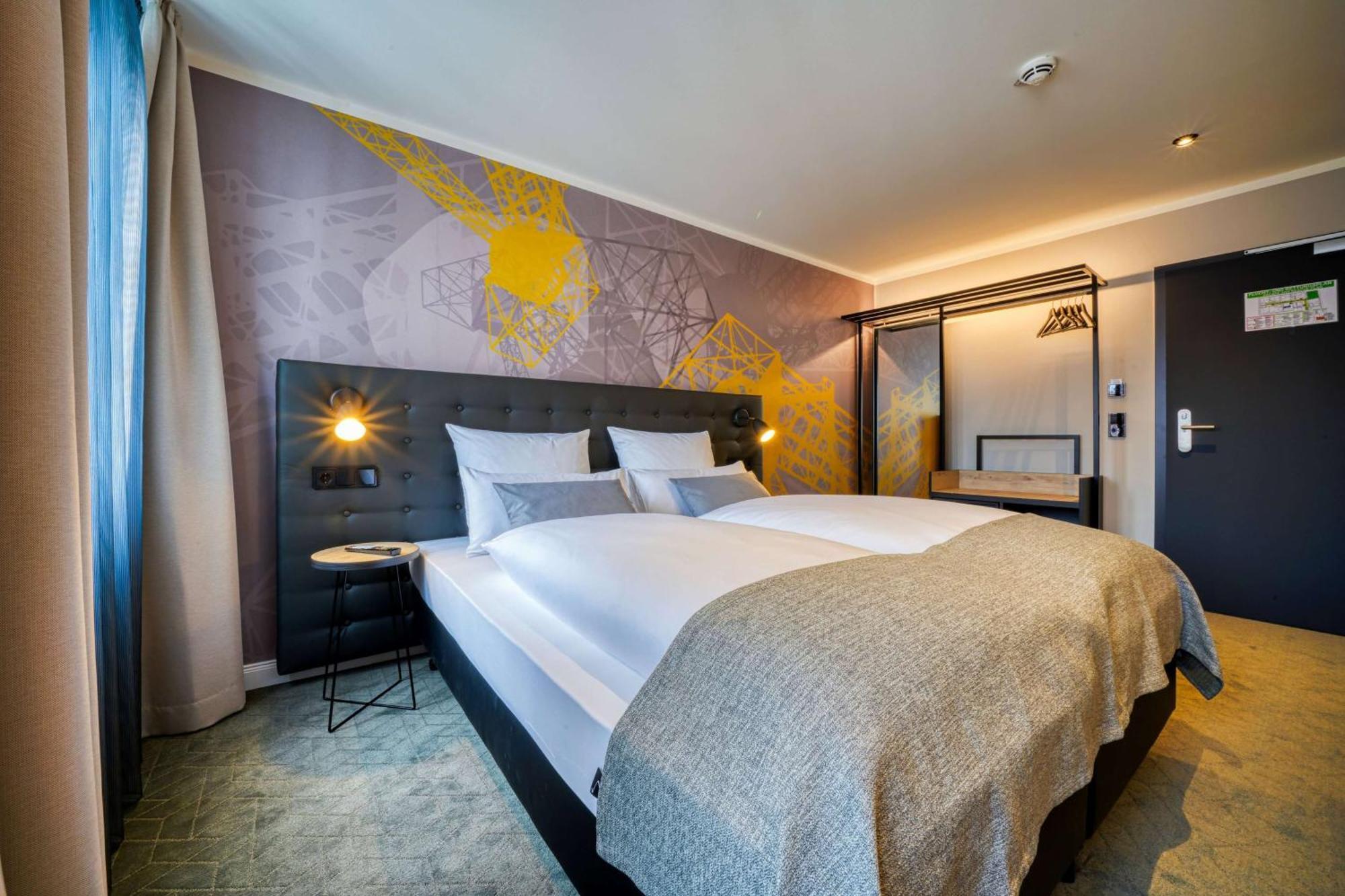 บูทิก 102 ดอร์มุนด์ซิตี้ Hotel ดอร์ทมุนด์ ภายนอก รูปภาพ