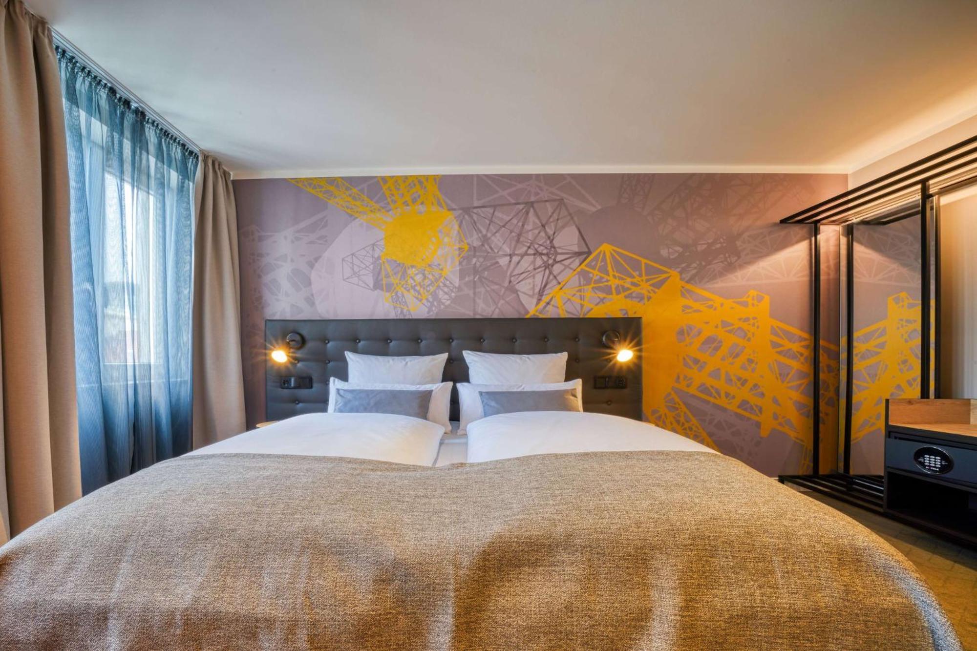 บูทิก 102 ดอร์มุนด์ซิตี้ Hotel ดอร์ทมุนด์ ภายนอก รูปภาพ