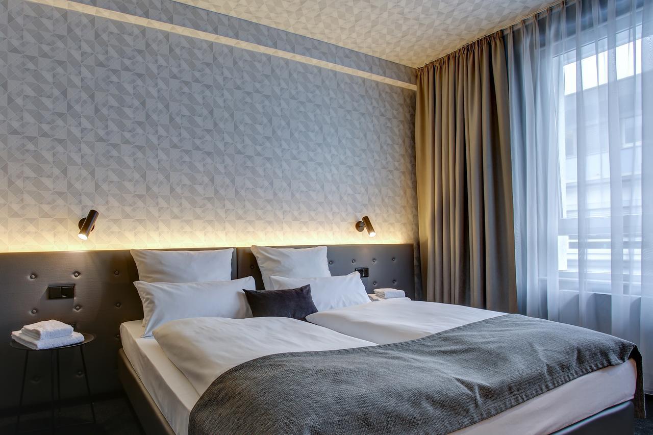 บูทิก 102 ดอร์มุนด์ซิตี้ Hotel ดอร์ทมุนด์ ภายนอก รูปภาพ